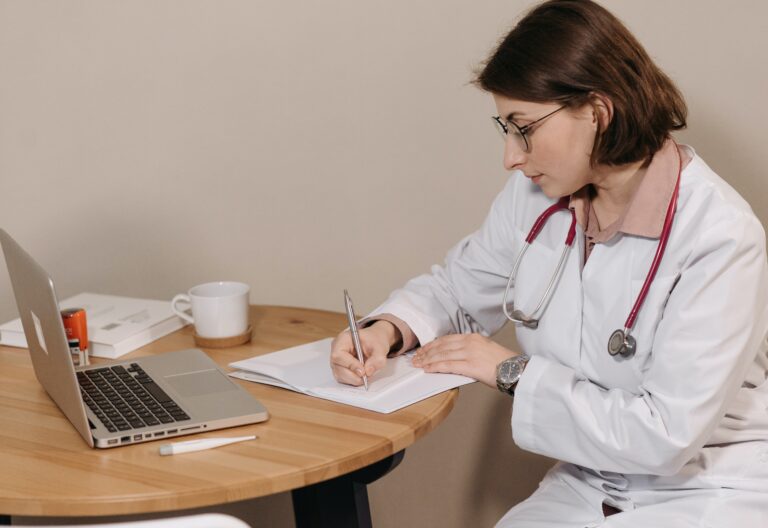 Best E-Prescribing Software for Healthcare Companies in 2025