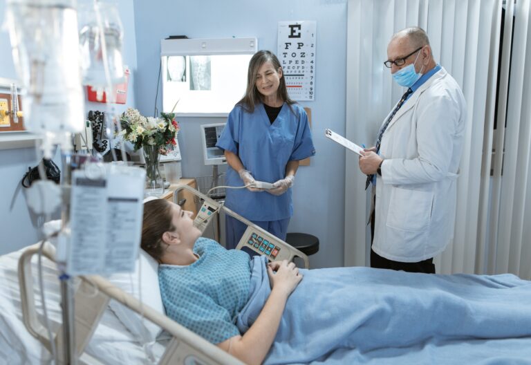 An Easy Guide to Care Providers Fax Solutions: 4 Key Points