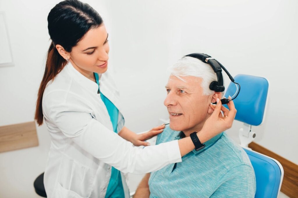 using audiologist software