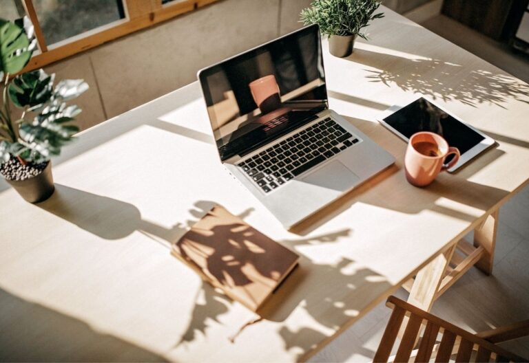 top 5 tips to stay productive while working remotely