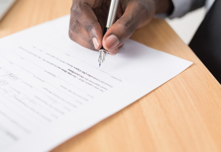 Faxing Medical Records: A 6-Step Guide to HIPAA-Compliant Faxing