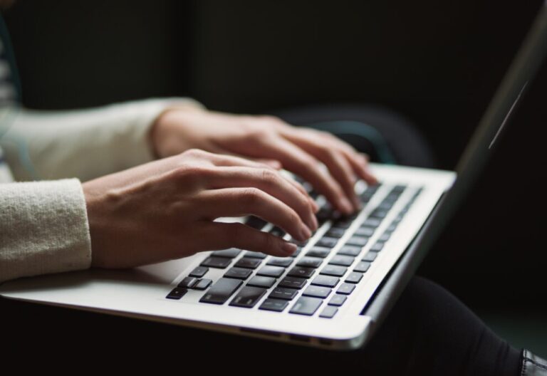 How to Send Email Fax With Your Computer or Mobile Device