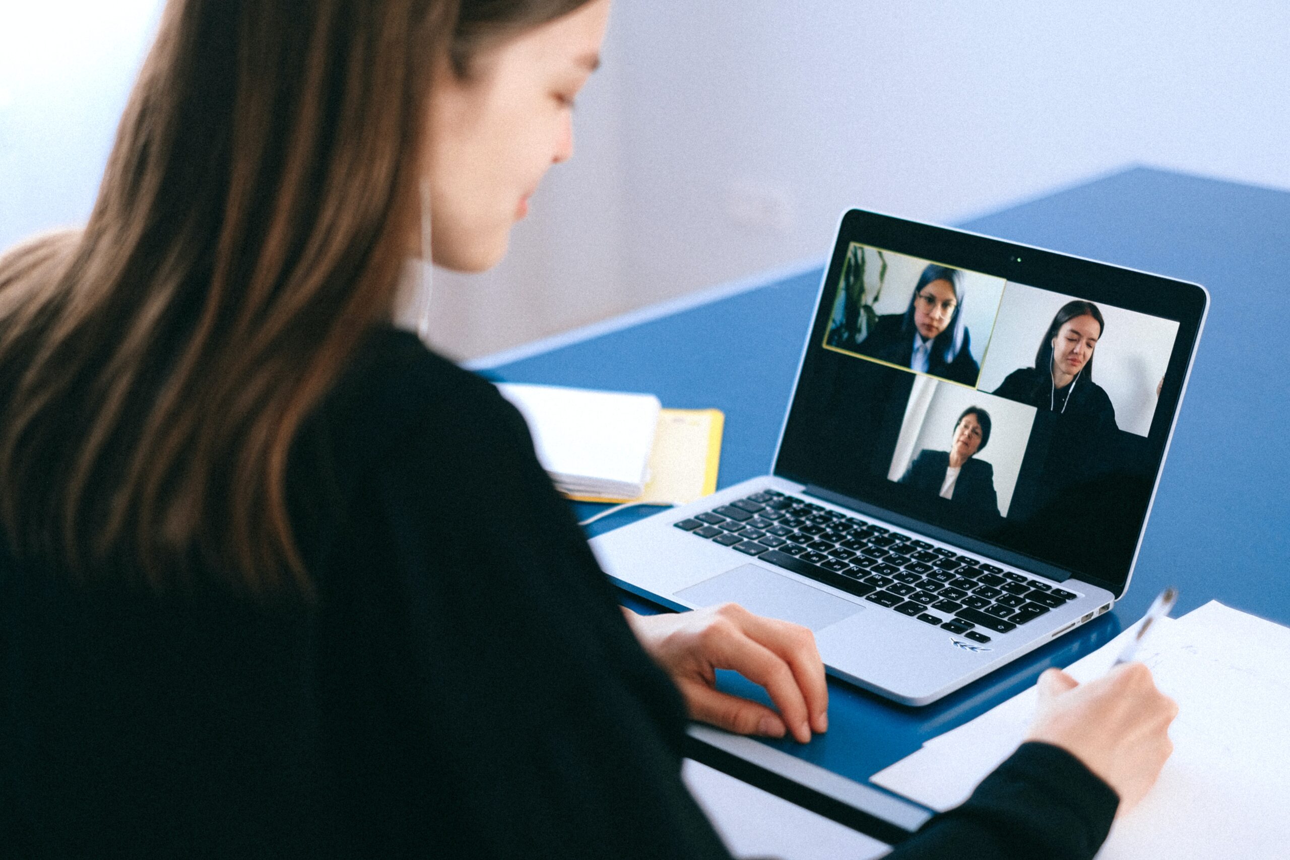 10 Best Online Tools for Entrepreneurs to Grow Your Business