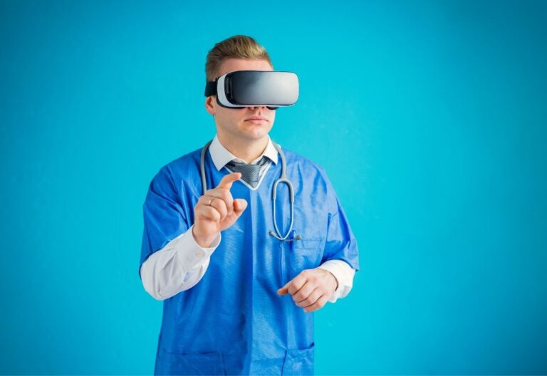 The Future of Communication in Healthcare: Mobile Apps, Virtual Reality, Artificial Intelligence and More