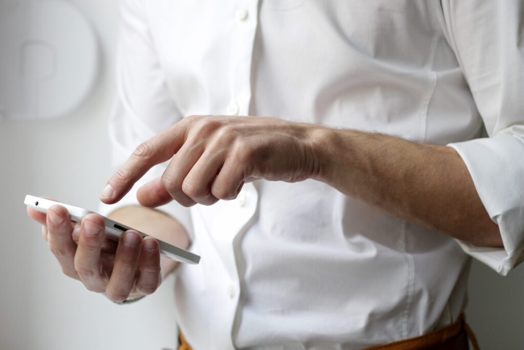 Mobile Fax: 3 Easy Steps to Fax From a Mobile Phone