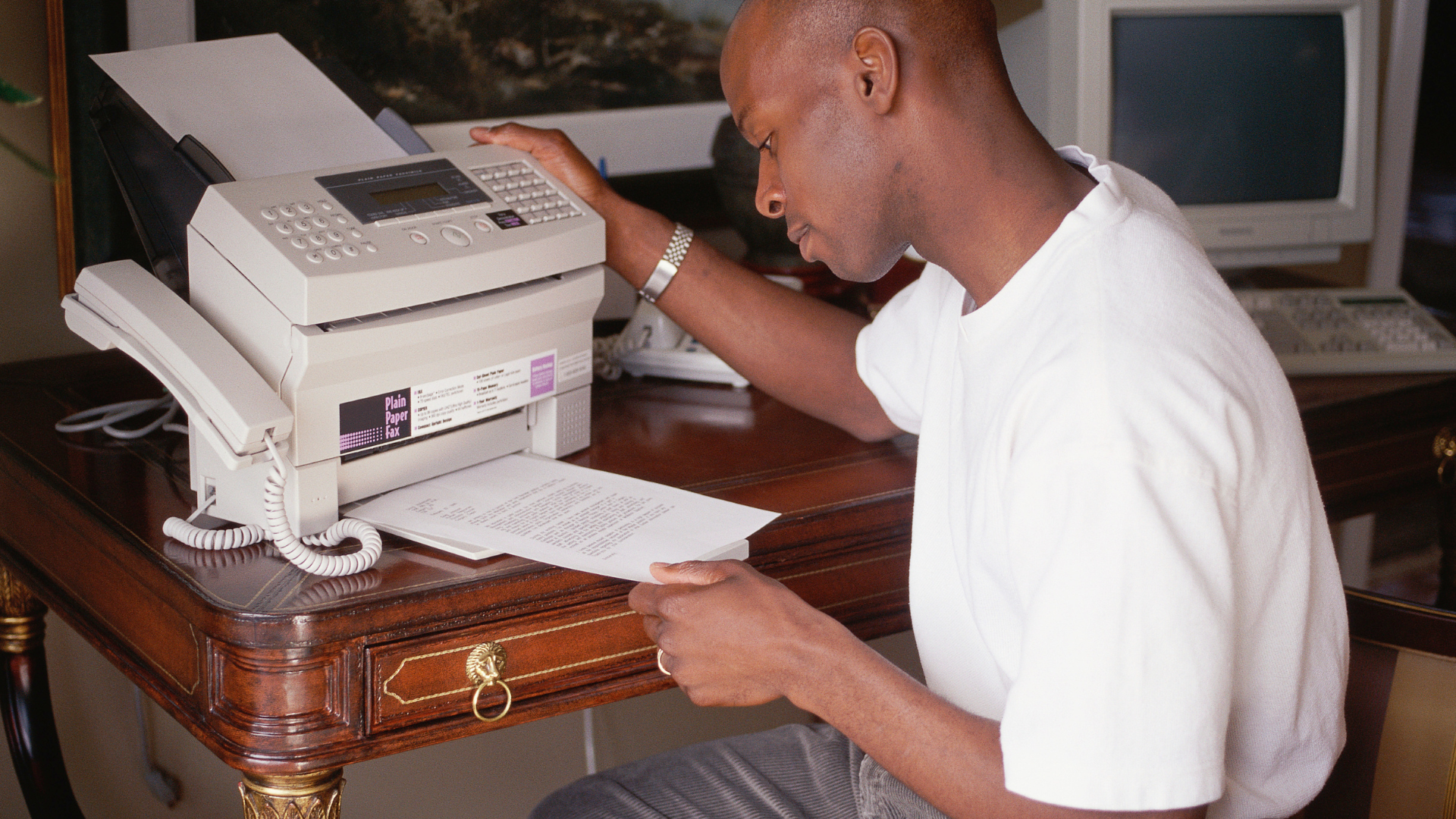 Is Faxing Obsolete? Why Online Fax Is Still Relevant in 2024