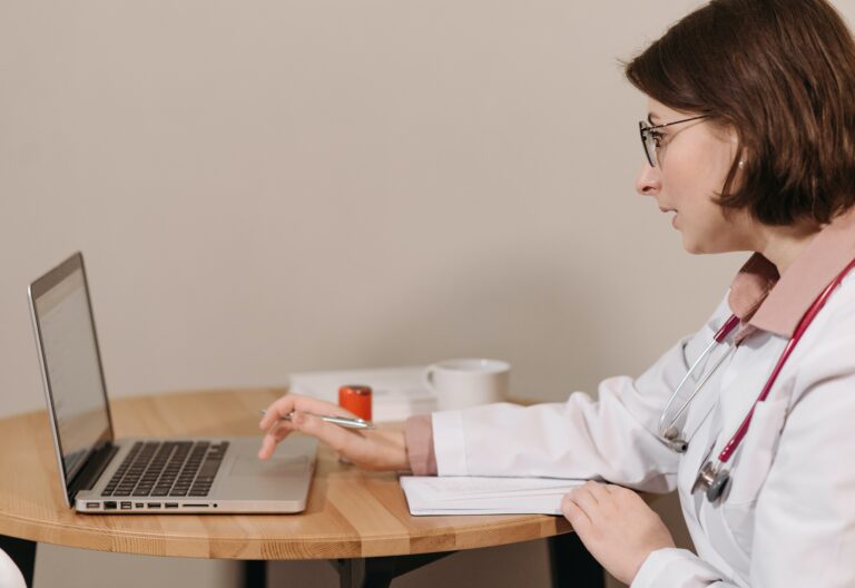 5 Tips for HIPAA-Compliant Email Marketing