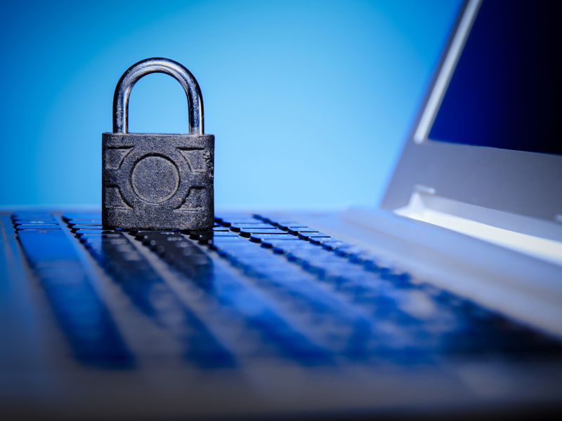RingCentral vs 8×8