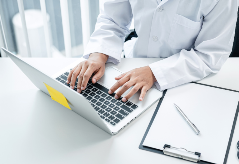 EMR vs EHR: What’s the Difference?