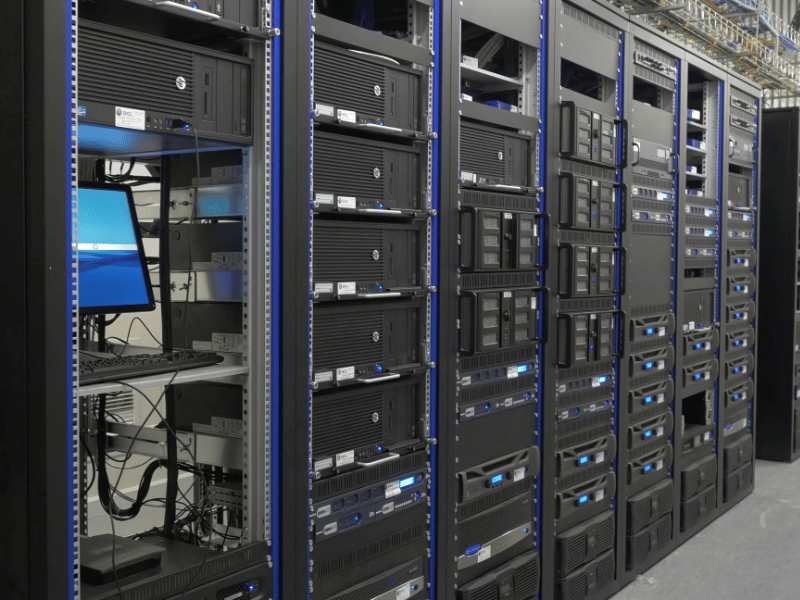HIPAA Compliant Servers: Overview, Key Requirements