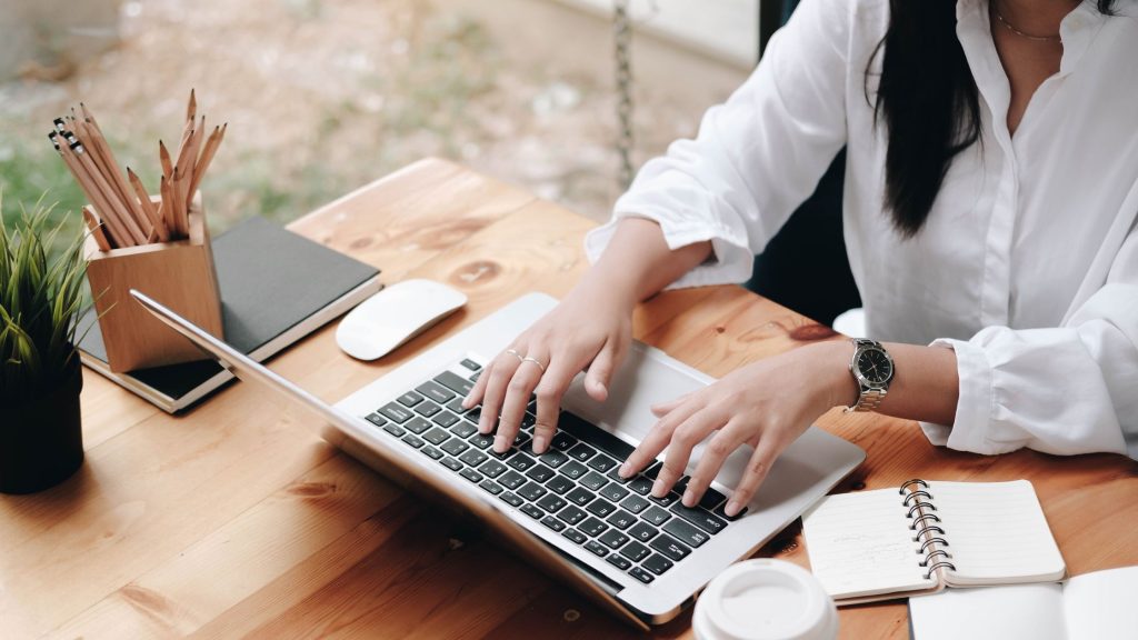 How to Fax From Email: 2025 Step-by-Step Guide